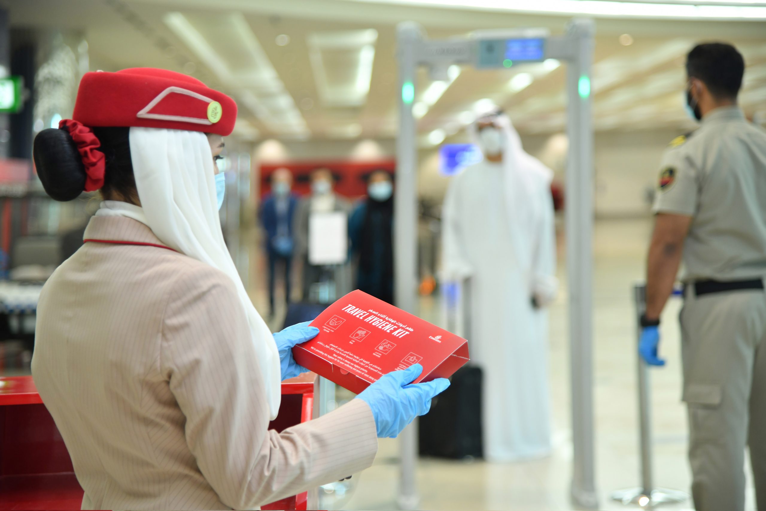 Emirates setzt branchenweit führende Sicherheitsstandards für Passagiere im Zuge der Wiederaufnahme des Flugbetriebs