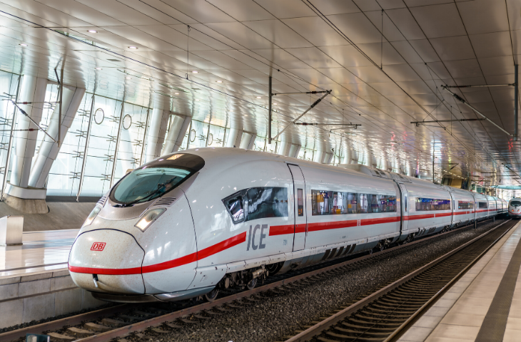 Zusätzliche ICE-Züge in Urlaubsregionen - Deutsche Bahn