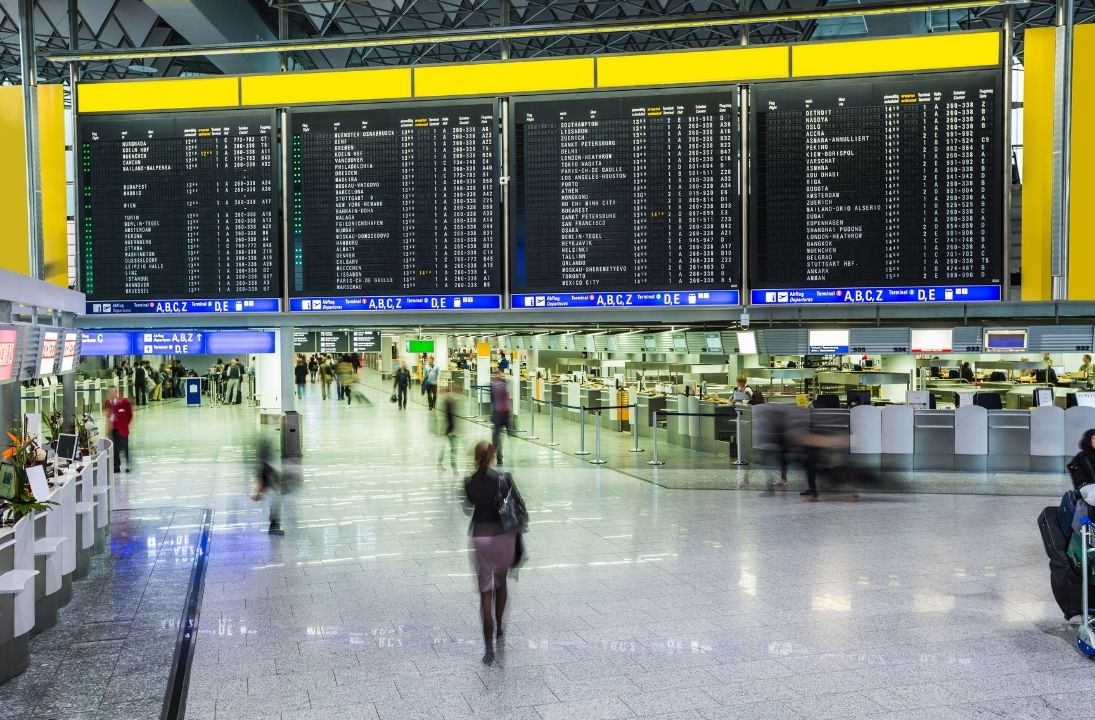 Schärfere Corona-Kontrollen am Flughafen Frankfurt
