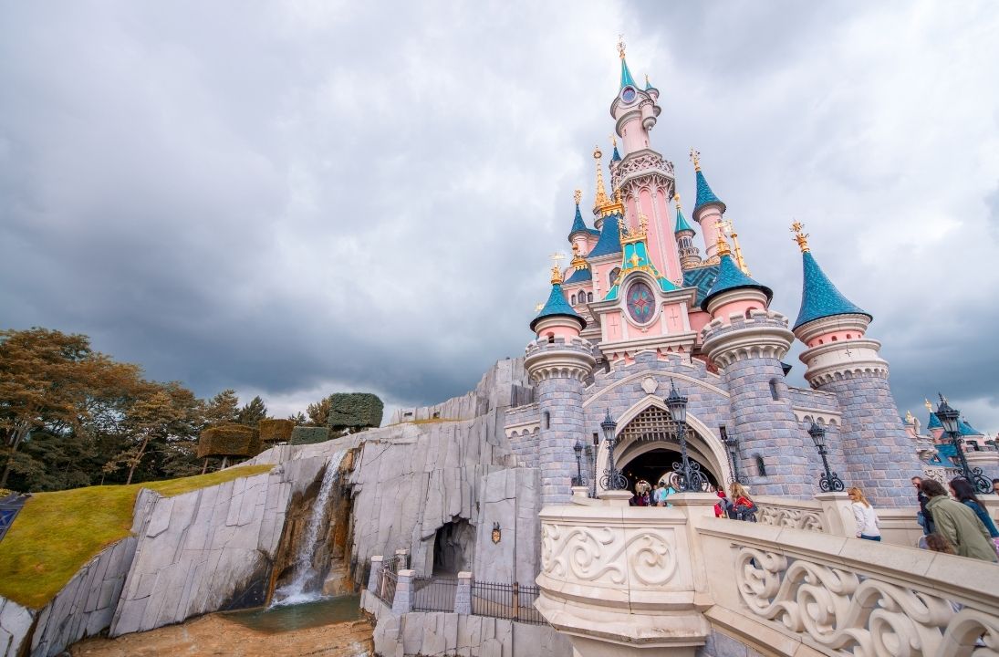 Disneyland Paris öffnet im Juni wieder für Besucher