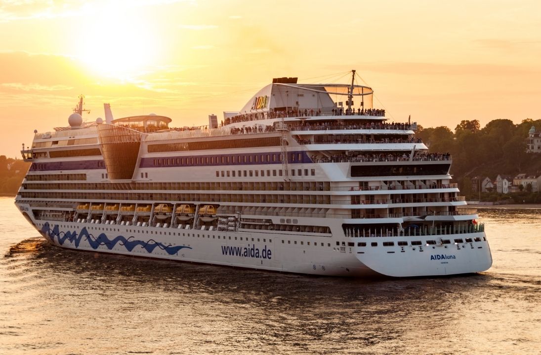 AIDA Cruises und TUI Cruises - Mein Schiff starten mit Kreuzfahrten ab Hamburg