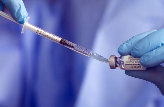 Landes-Kassenarztchef fordert Reiseverbot für Ungeimpfte