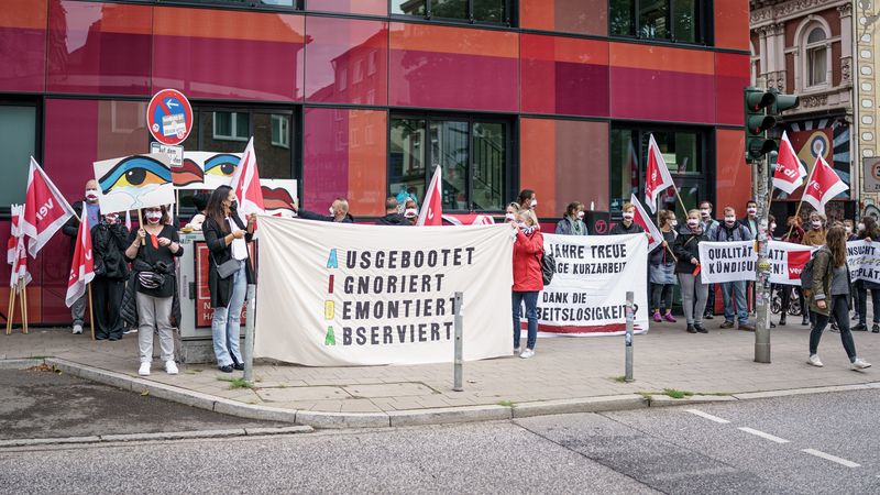 AIDA-Beschäftigte demonstrieren in Hamburg