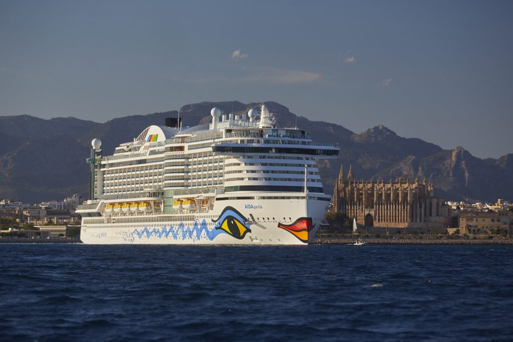 AIDA Cruises will bereits 2040 emissionsneutral auf Kurs sein