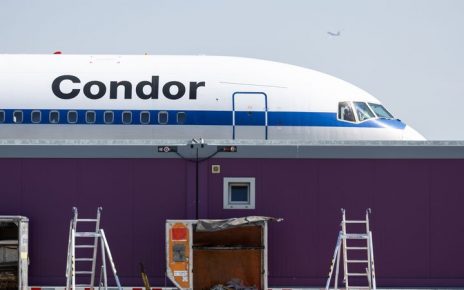 Condor nimmt ersten Jet von neuer Flotte in Betrieb