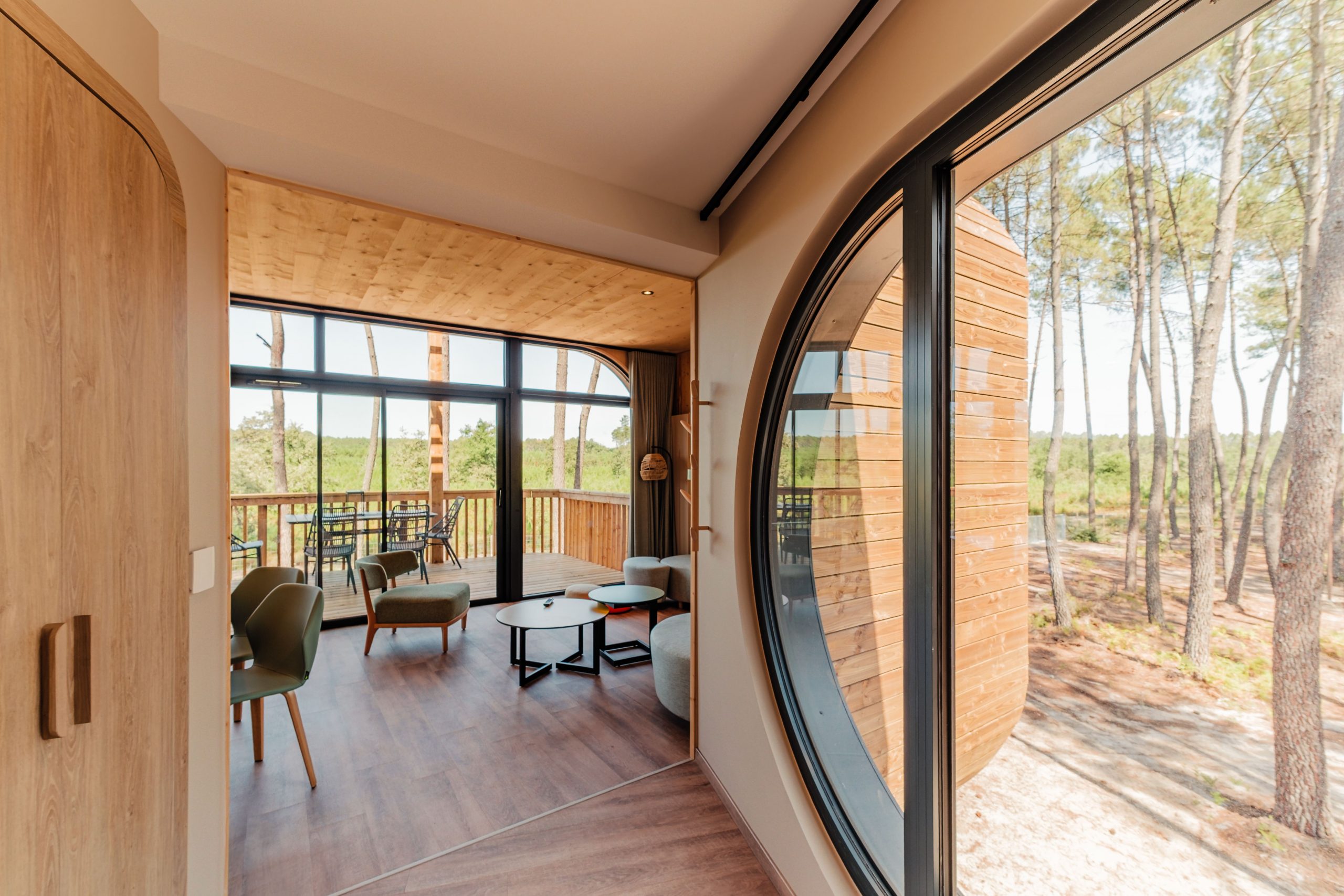 Außergewöhnliche Schlaferlebnisse bei Center Parcs in Les Landes de Gascogne: 17 neue Baumhäuser eröffnet