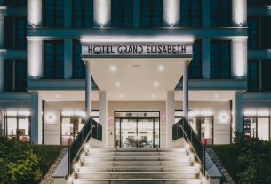 Kaiserliche Adventszeit in Bad Ischl: Handwerkskunst auf dem Adventsmarkt und Adventsarrangement im Hotel Grand Elisabeth