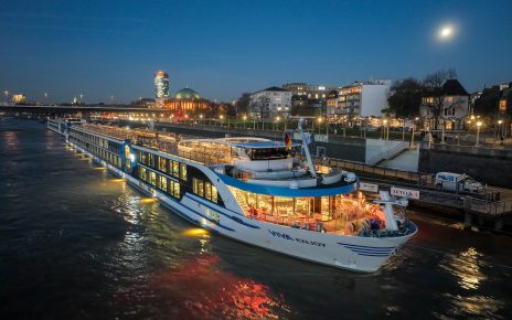VIVA RIVERSIDE: Kreuzfahrt-Flair in Düsseldorf zur Adventszeit