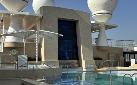 Mein Schiff 5 frisch aus der Werft: mehr Komfort, neuer Glanz und mit neuer technischer Lösung zum Schutz der Ozeane vor Mikroplastik