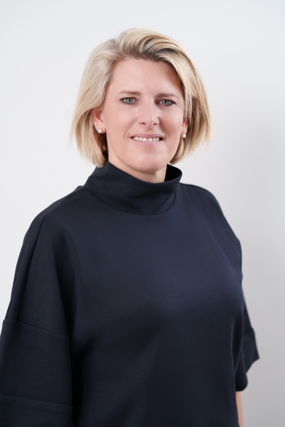 Martina Schart verstärkt Vertrieb beim Geschäftsreise-Experten onesto