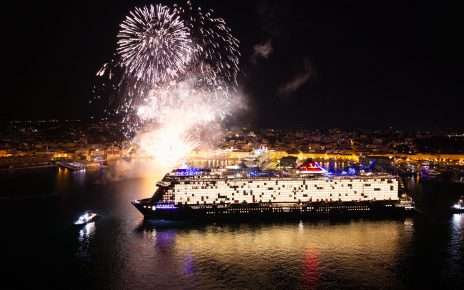 Mein Schiff Flow feierlich getauft: Drei Taufpatinnen, ein Schiff und ein gemeinsamer Flow