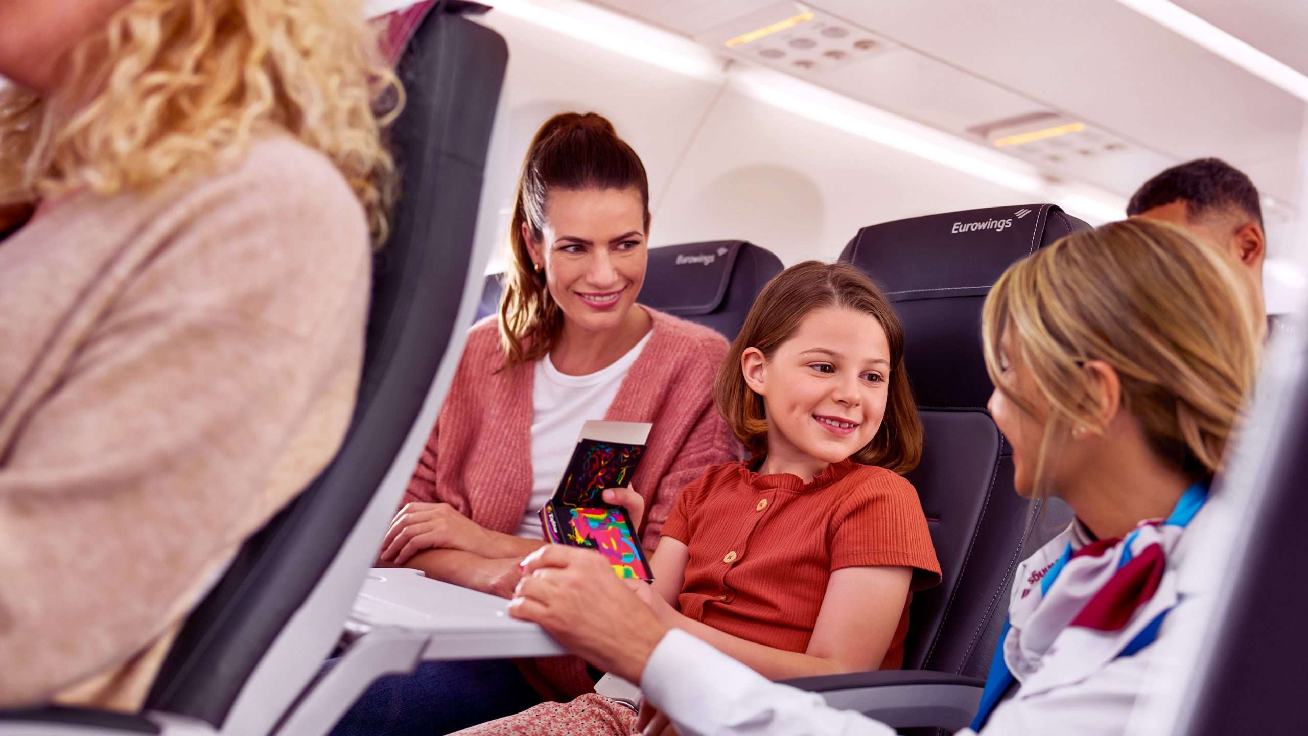 Mit Eurowings in die Ferien: Neues für Kinder und Familien an Bord