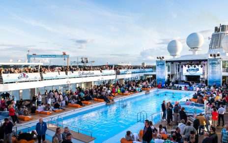 Die Mein Schiff 2 mischt mit dem Schlagerliner 5 die Nordsee auf