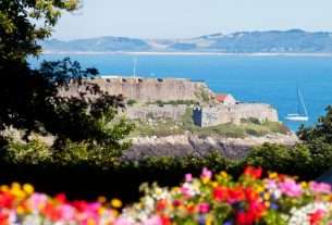 Guernsey feiert im Spätsommer Traditionen und Vielfalt