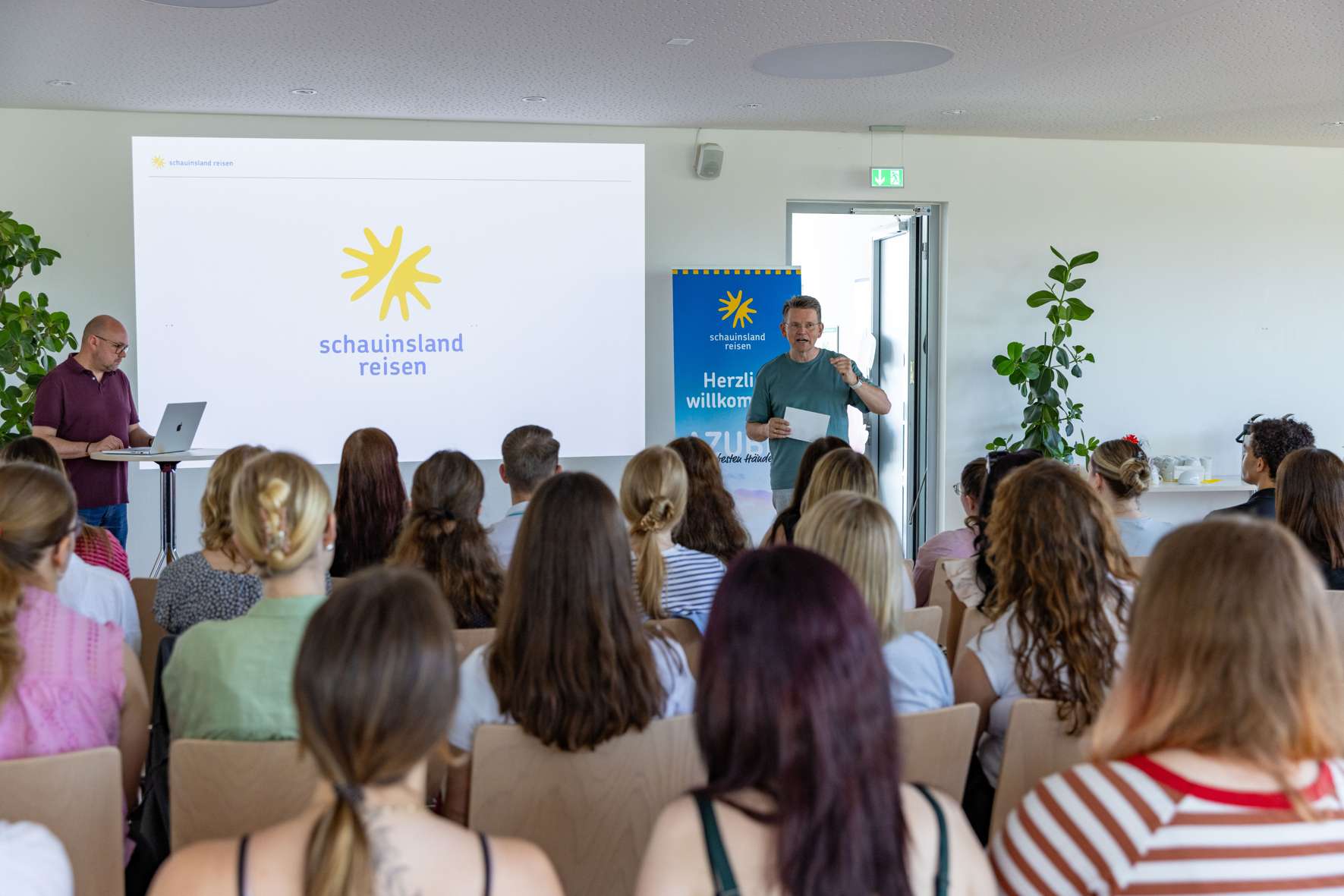Neues Ausbildungskonzept der schauinsland-reisen Gruppe