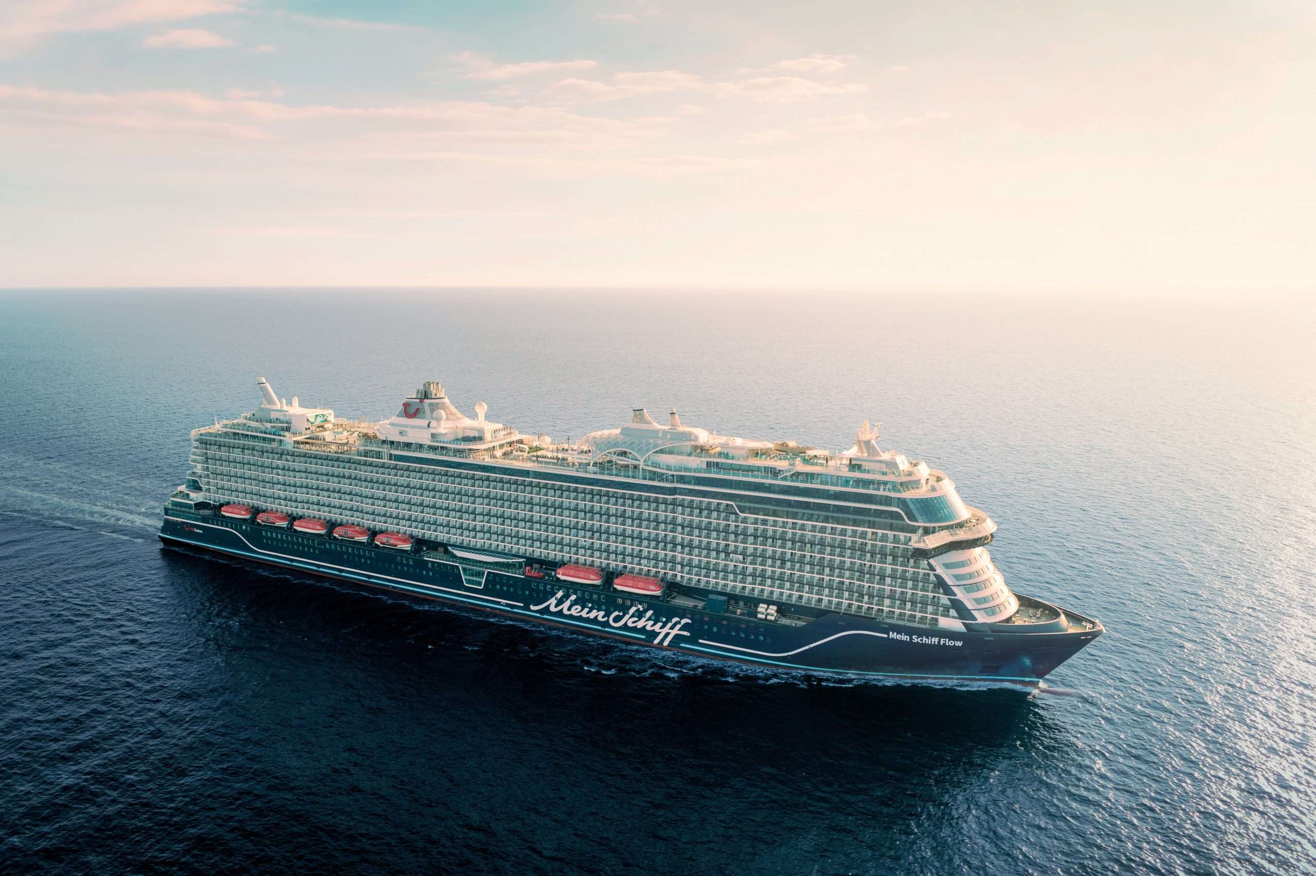 Mein Schiff startet große September-Kampagne mit Robbie Williams